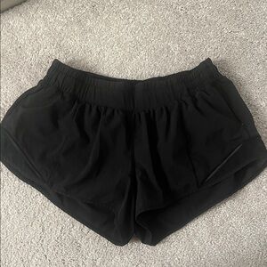 Lululemon Hotty Hot Shorts 2.5 inch black